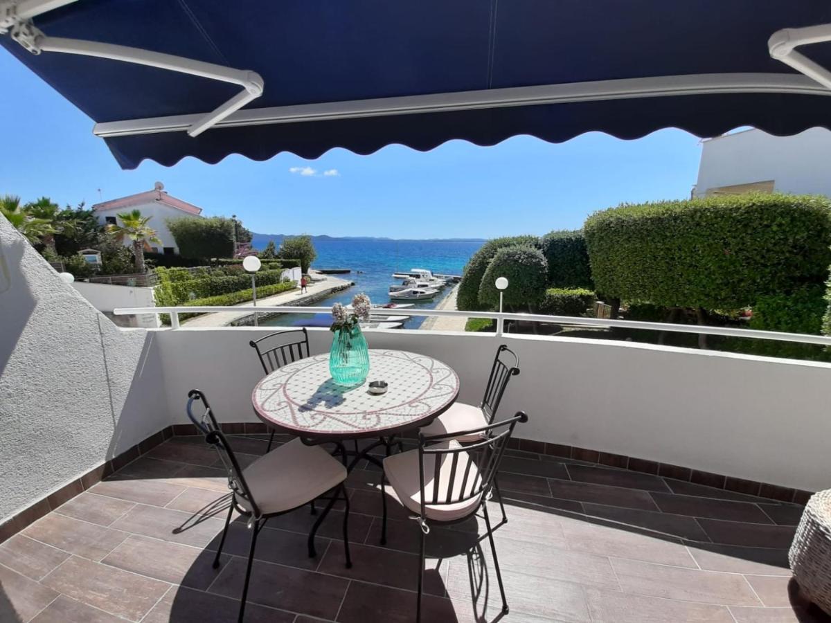 Apartmani Sollei Petrcane Exterior foto