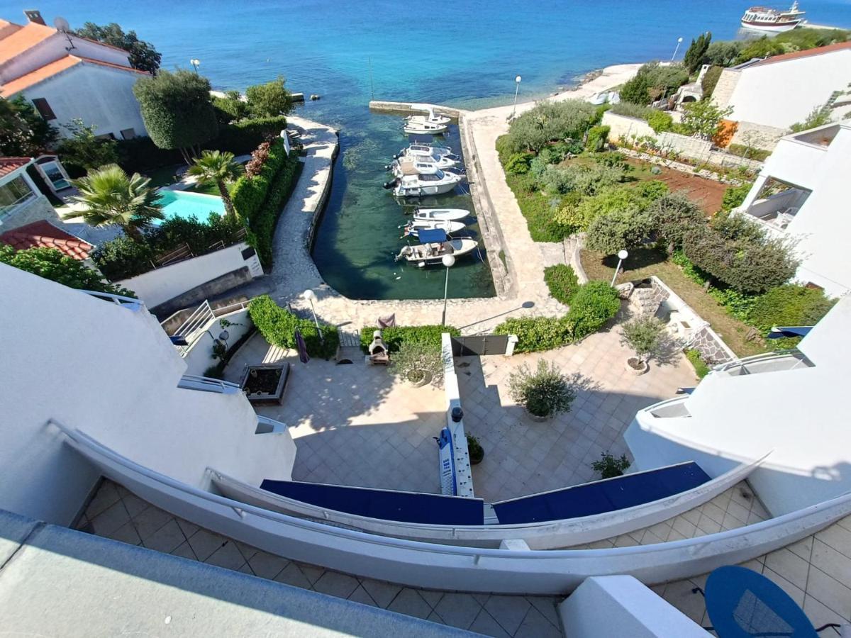 Apartmani Sollei Petrcane Exterior foto